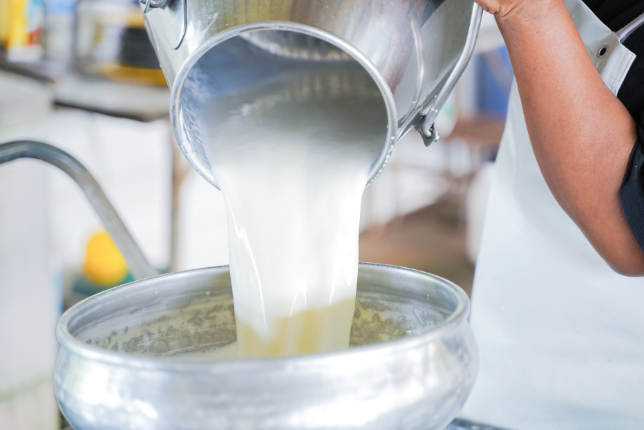 Moisture Analysis in Milk Processing